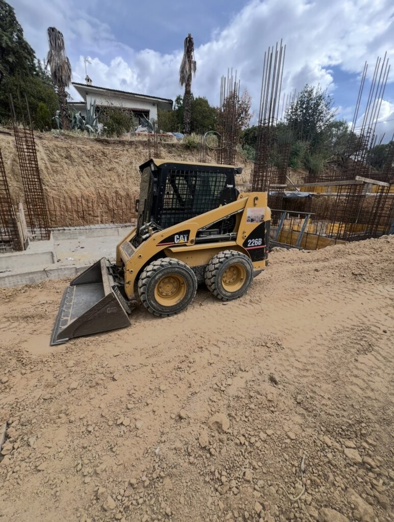 Παναγιώτης Βασιλάκης, Διαμόρφωση Υπαίθρων Χώρων, Χωματουργικές εργασίες, Καθαρισμός και αποψίλωση χόρτων, Κατεδαφίσεις κτιρίων και κατασκευών, Θεσσαλονίκη, earthworks constructions pvasilakis thessaloniki