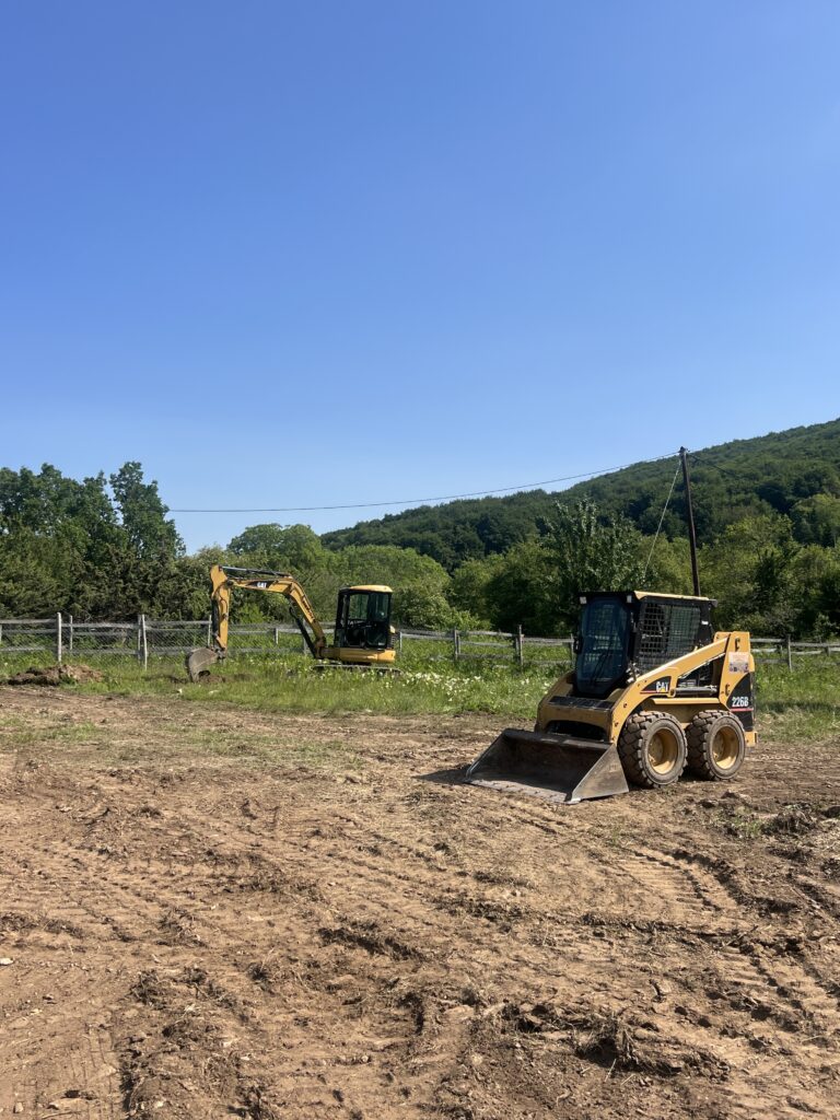 Παναγιώτης Βασιλάκης, Διαμόρφωση Υπαίθρων Χώρων, Χωματουργικές εργασίες, Καθαρισμός και αποψίλωση χόρτων, Κατεδαφίσεις κτιρίων και κατασκευών, Θεσσαλονίκη, earthworks constructions pvasilakis thessaloniki