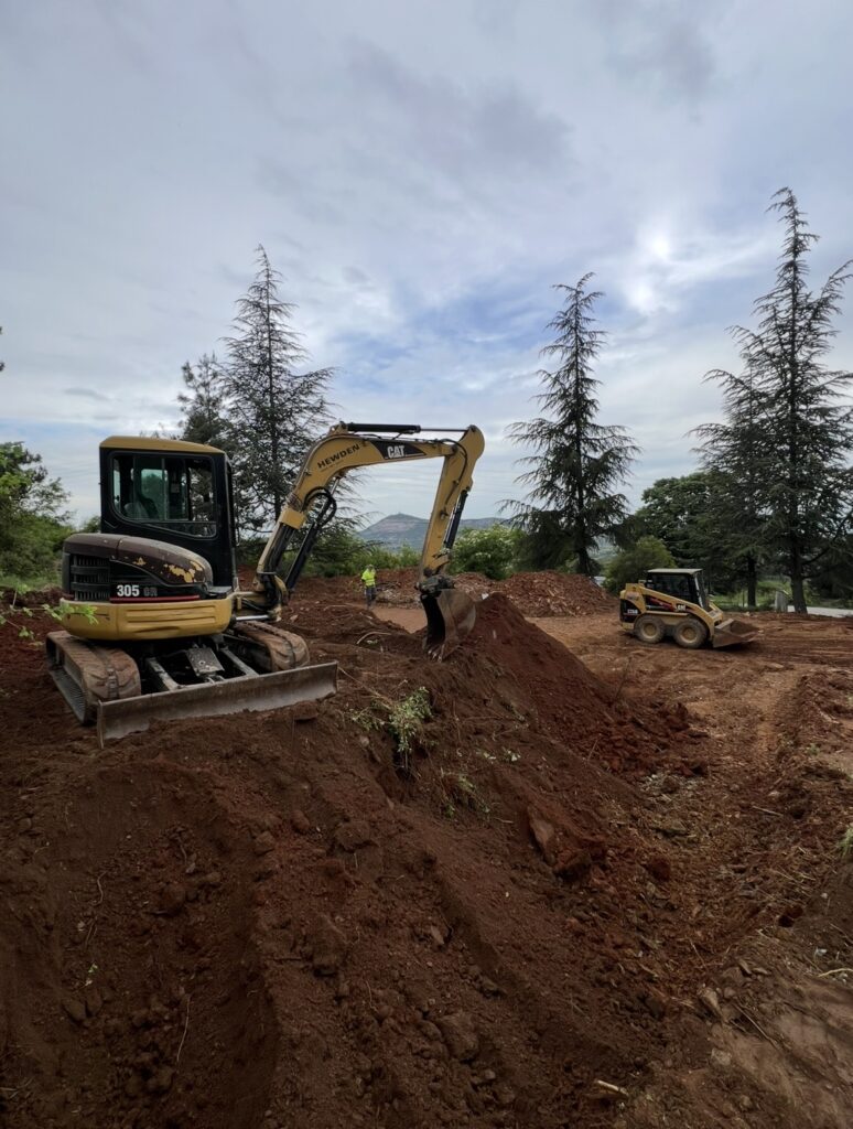 Παναγιώτης Βασιλάκης, Διαμόρφωση Υπαίθρων Χώρων, Χωματουργικές εργασίες, Καθαρισμός και αποψίλωση χόρτων, Κατεδαφίσεις κτιρίων και κατασκευών, Θεσσαλονίκη, earthworks constructions pvasilakis thessaloniki